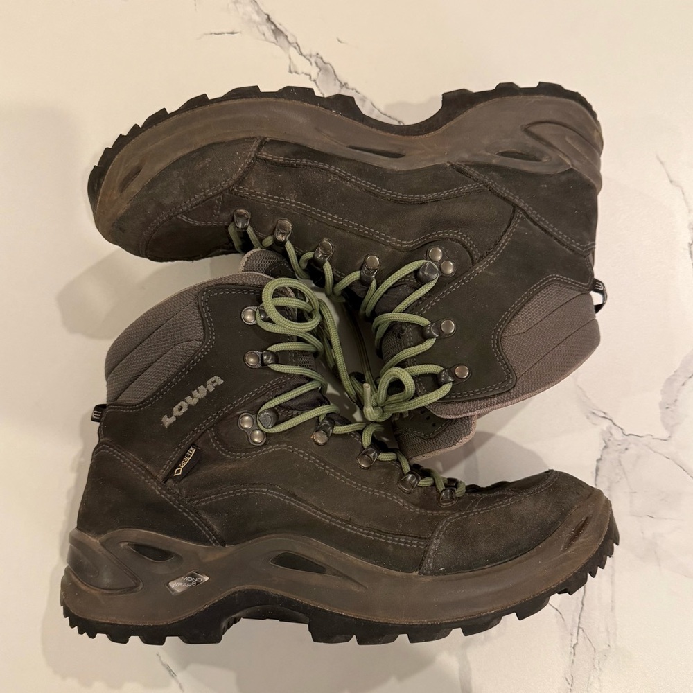Lowa Women’s Renegade Hiking Boots